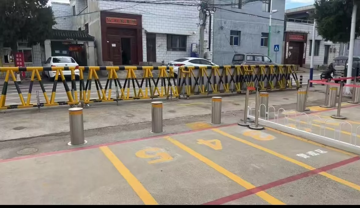 后十三里小学